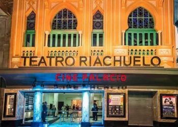 Encontre Teatros no Rio de Janeiro